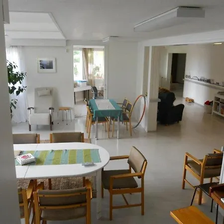 Гостевой дом Majatalo Myoetaetuuli 3*